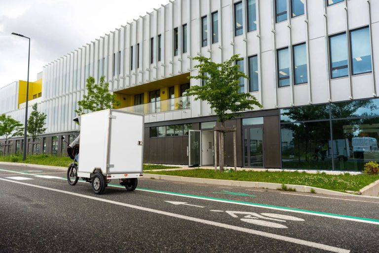 The new Kleuster 350 co-designed with Renault Trucks