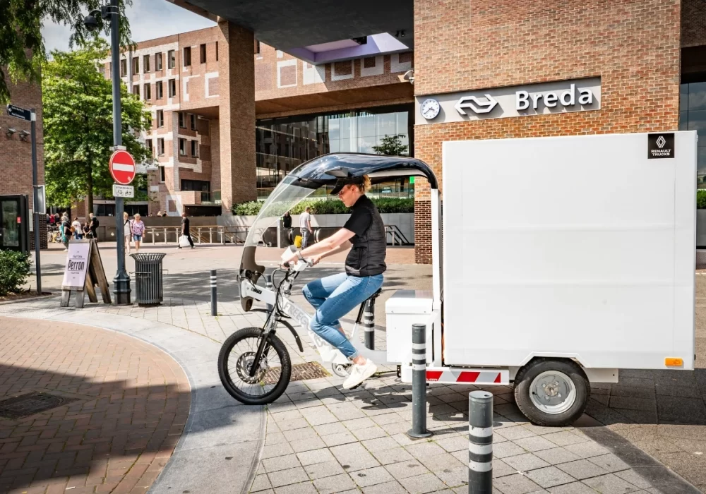 Vélo cargo professionnel Fridge Freegônes