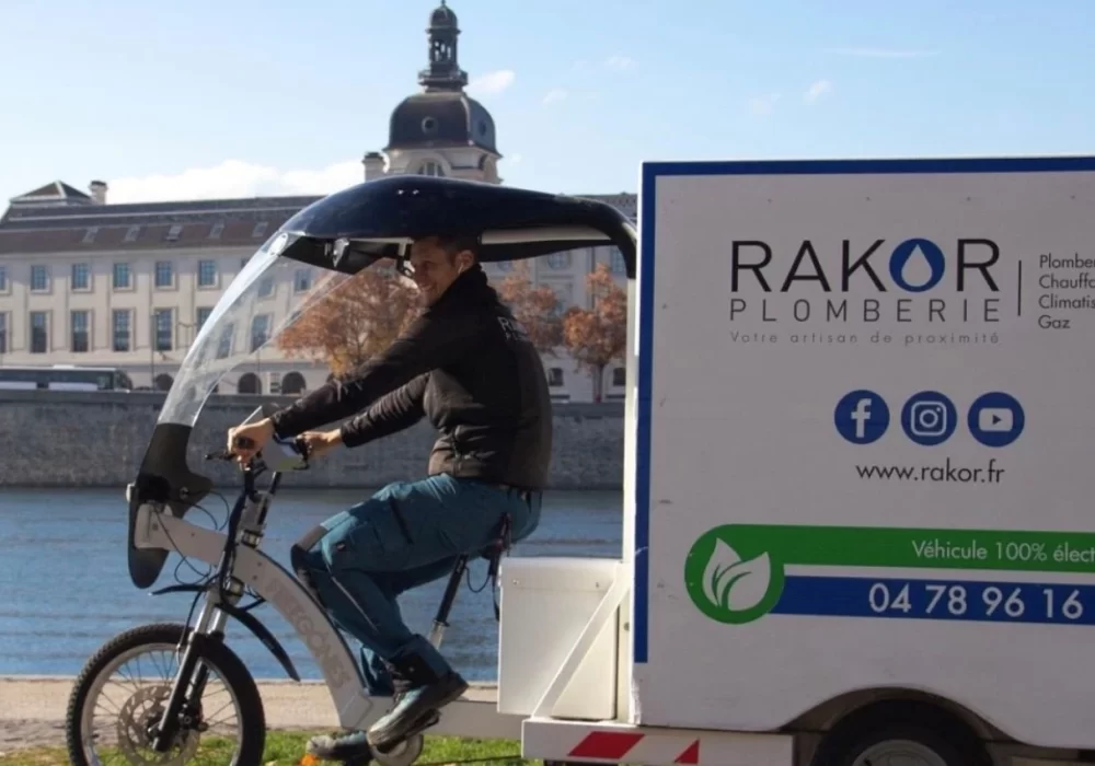 Vélo cargo kleuster box freegônes