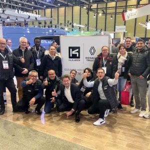 Kleuster, le fabricant français de vélos cargo électriques en partenariat avec Renault Trucks, annonce aujourd’hui que le Kleuster 350 a reçu l’I-nnovation Award dans la catégorie vélo cargo à SOLUTRANS 2025, le salon de référence européen pour les solutions de transport routier et urbain.