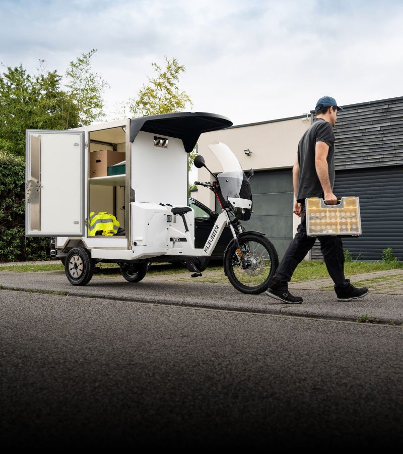 Artisans et maintenance Découvrez nos modèles Box et Pick-Up disponibles en plusieurs versions pour s’adapeter à votre quotidien et vos besoins.